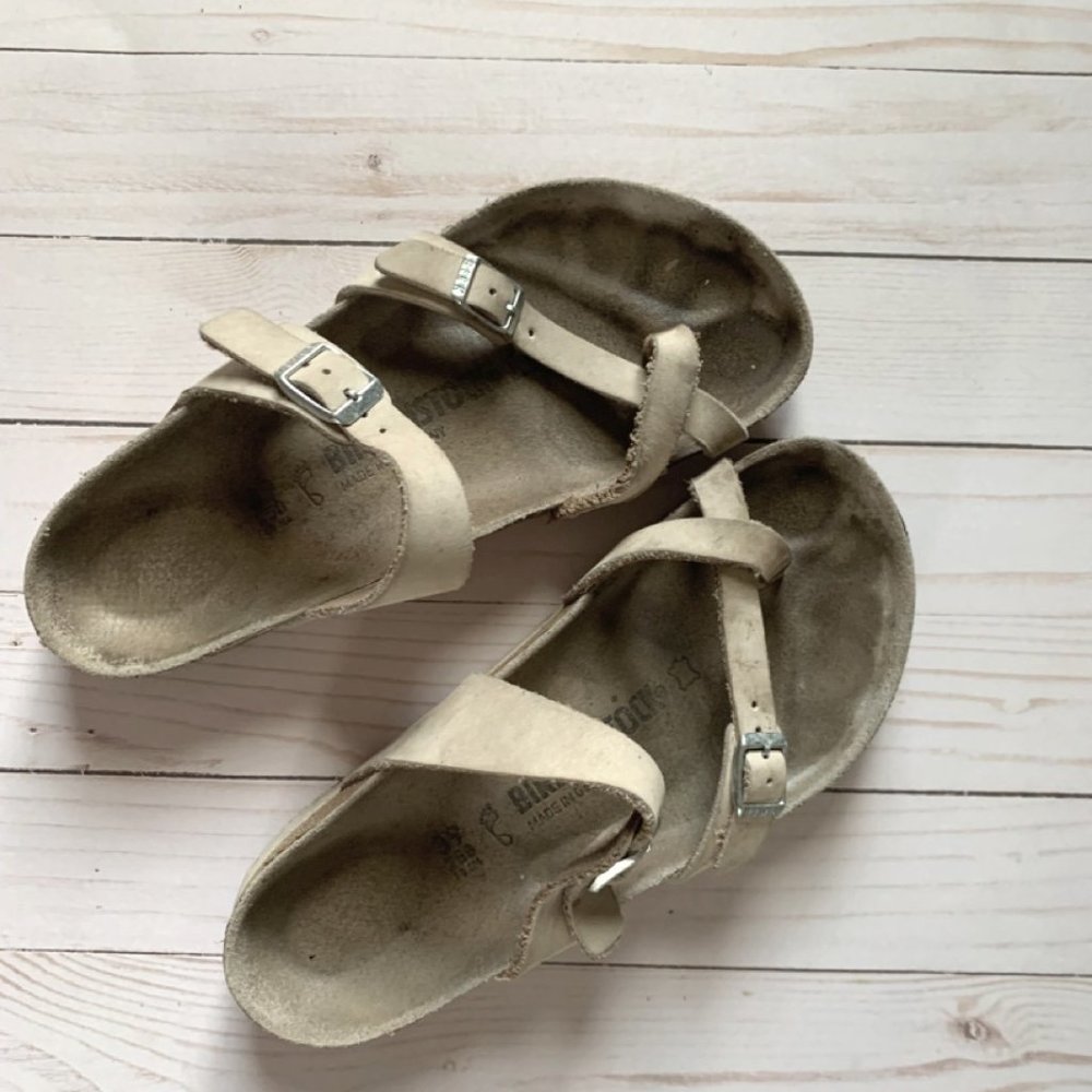 USED Birkenstock Mayari Birko-Flor White
